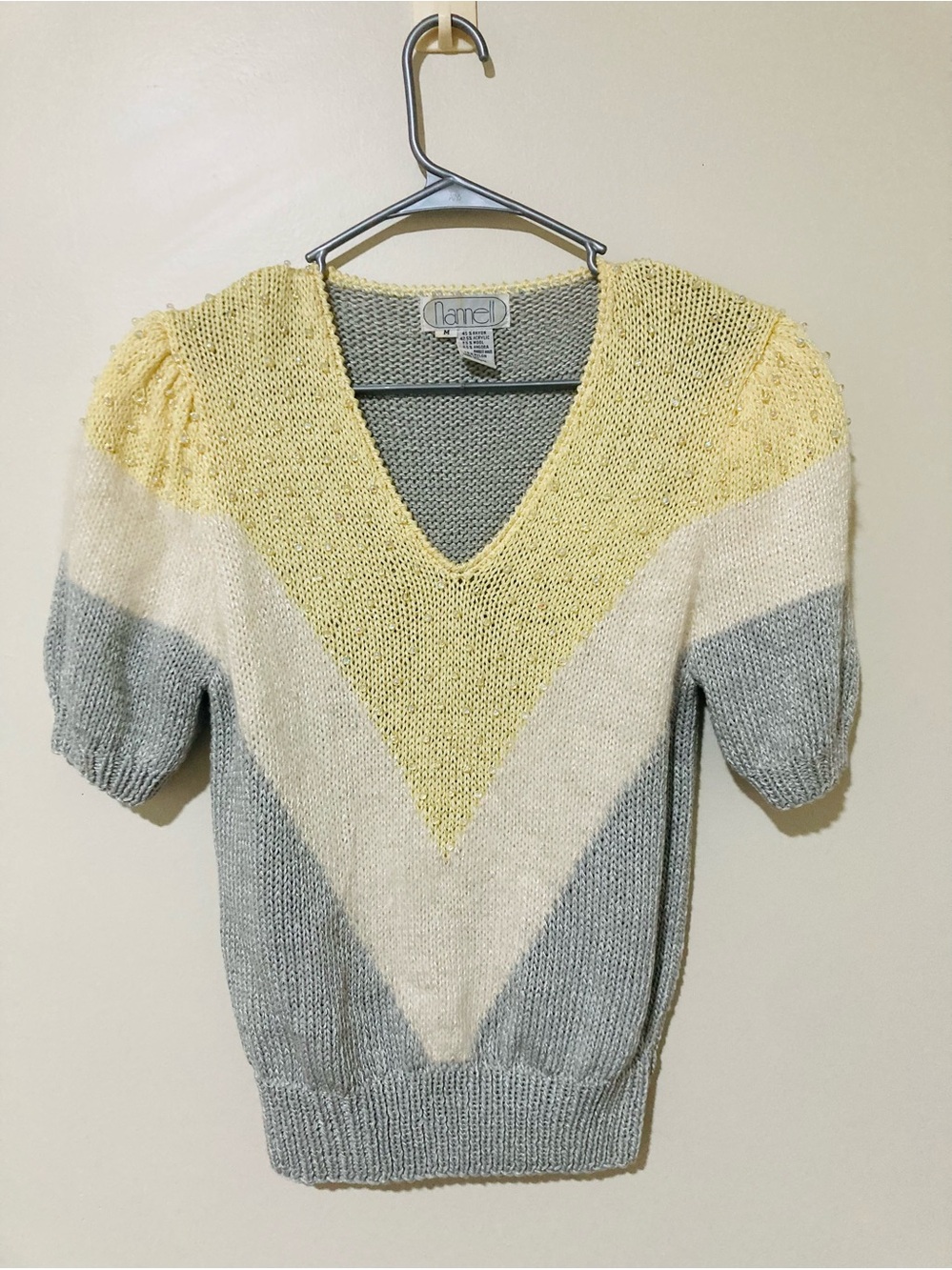 Retro Nannell size M V-Neck Colorblock Hand Knit Short Sleeve Sweater w: Angora!